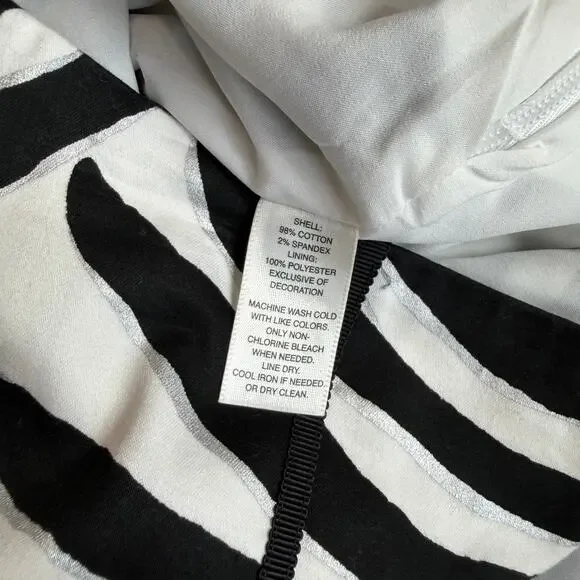 White House Black Market, Black White, Zebra Print, Knee Length, Pencil Skirt-00 - Picture 4 of 9